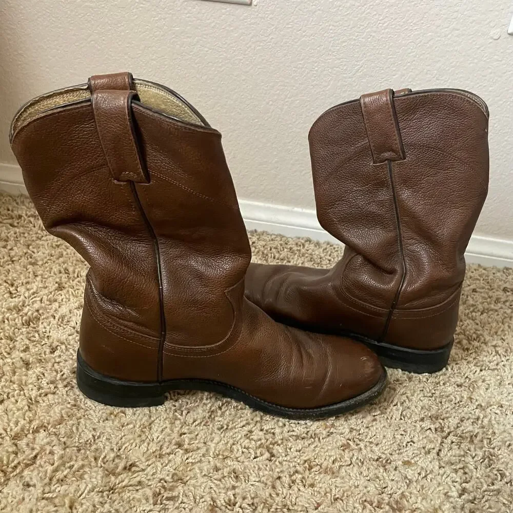Justin Boots brown classic